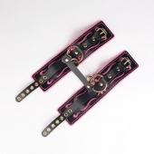 Черные кожаные оковы с розовой строчкой - Crazy Handmade - купить с доставкой в Новочебоксарске