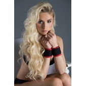 Полиуретановые манжеты для фиксации рук вместе Bound Together Wrist Restraints - Blush Novelties - купить с доставкой в Новочебоксарске