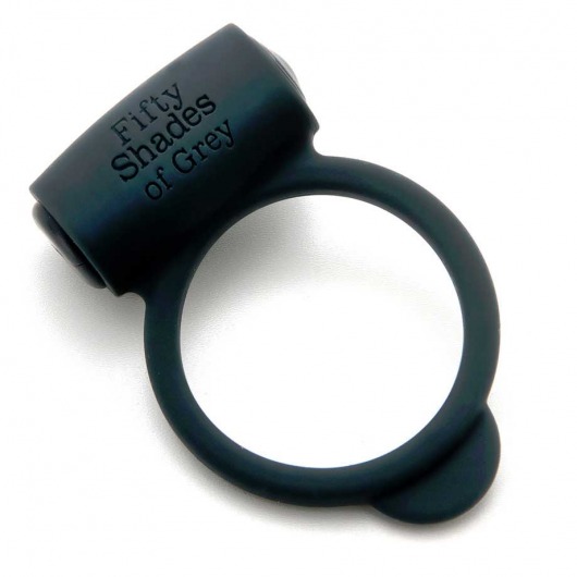 Темно-серое эрекционное кольцо Vibrating Love Ring с вибрацией - Fifty Shades of Grey - в Новочебоксарске купить с доставкой