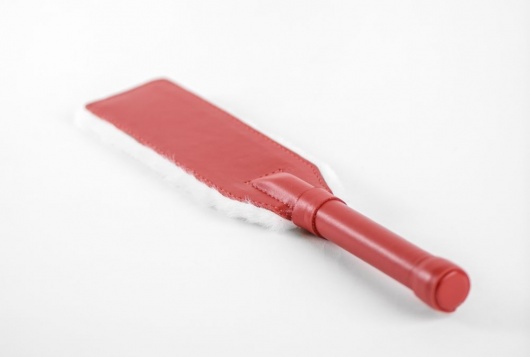 Красно-белая двустороння шлепалка из натуральной кожи и меха - 35 см. - БДСМ Арсенал - купить с доставкой в Новочебоксарске